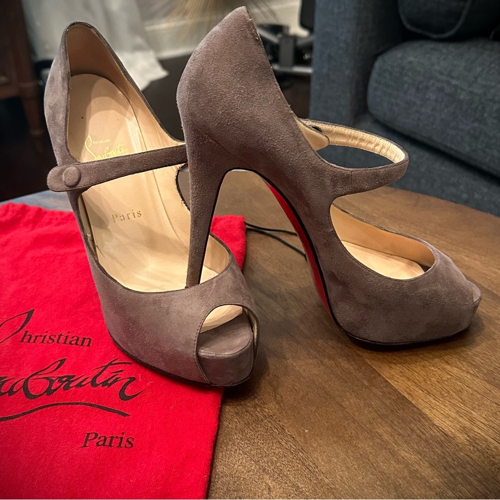 Authentic Christian Louboutin Taupe Peep Toe Heels, Retail $995+